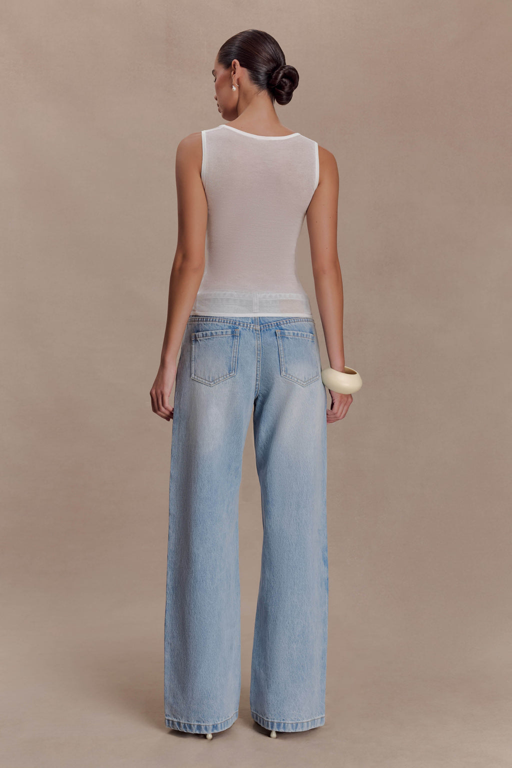 Spijkerjeans met rechte pijpen, normale taille en strikceintuur - gewassen lichtblauw