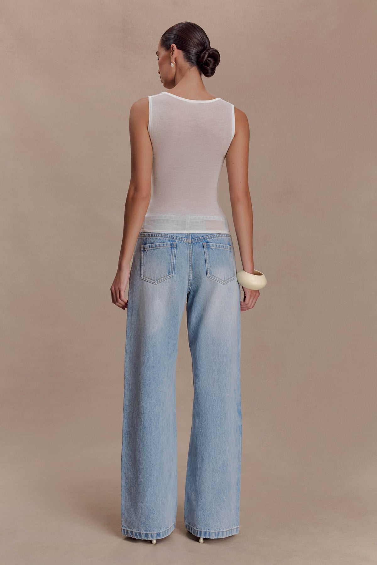 Spijkerjeans met rechte pijpen, normale taille en strikceintuur - gewassen lichtblauw
