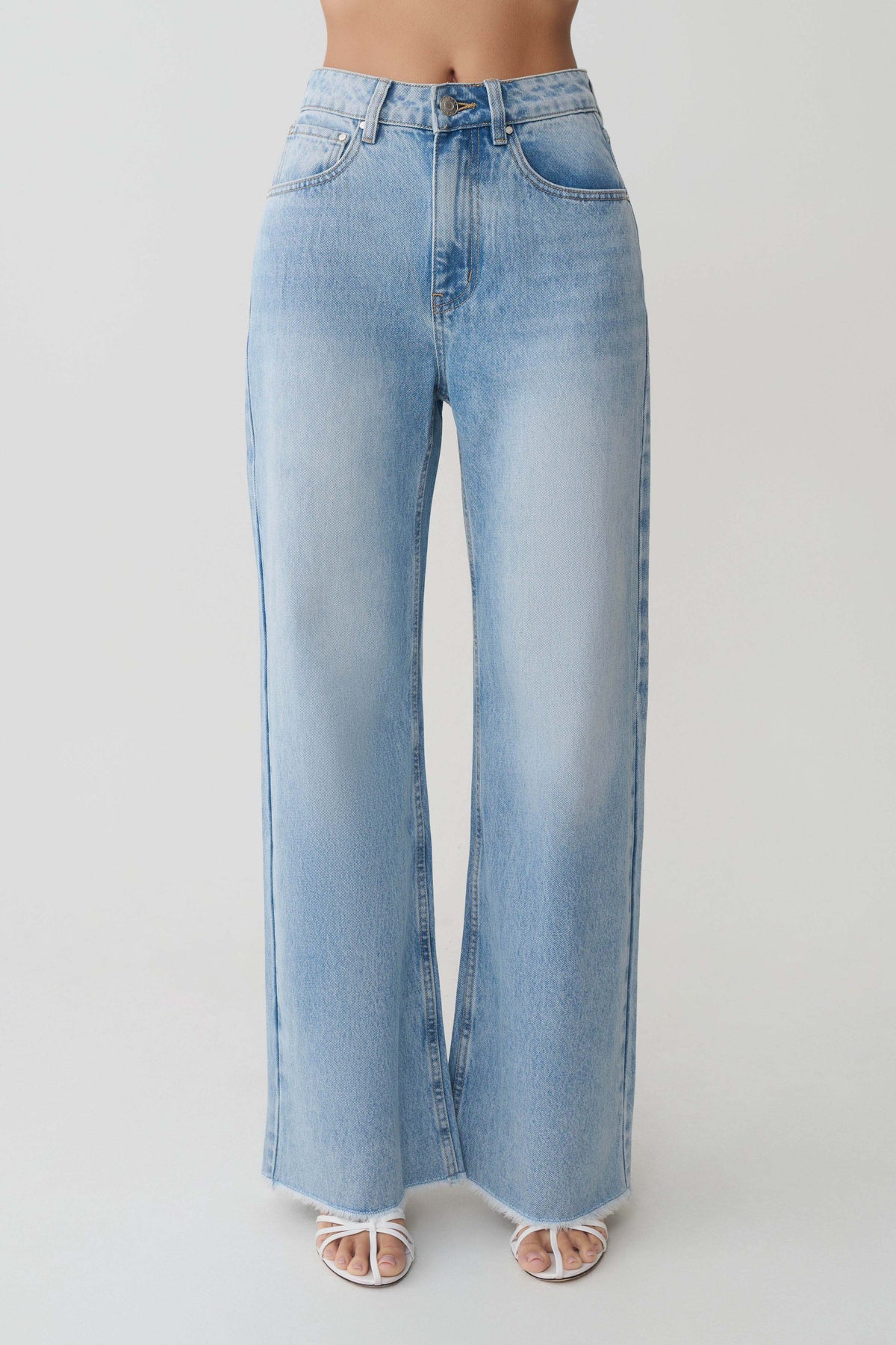 Spijkerjeans met rechte pijpen en rafelzoom - gewassen lichtblauw