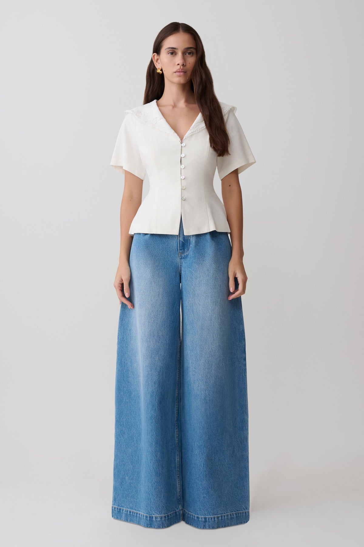 Oversized spijkerbroek met plooi aan de voorkant - zomerblauw