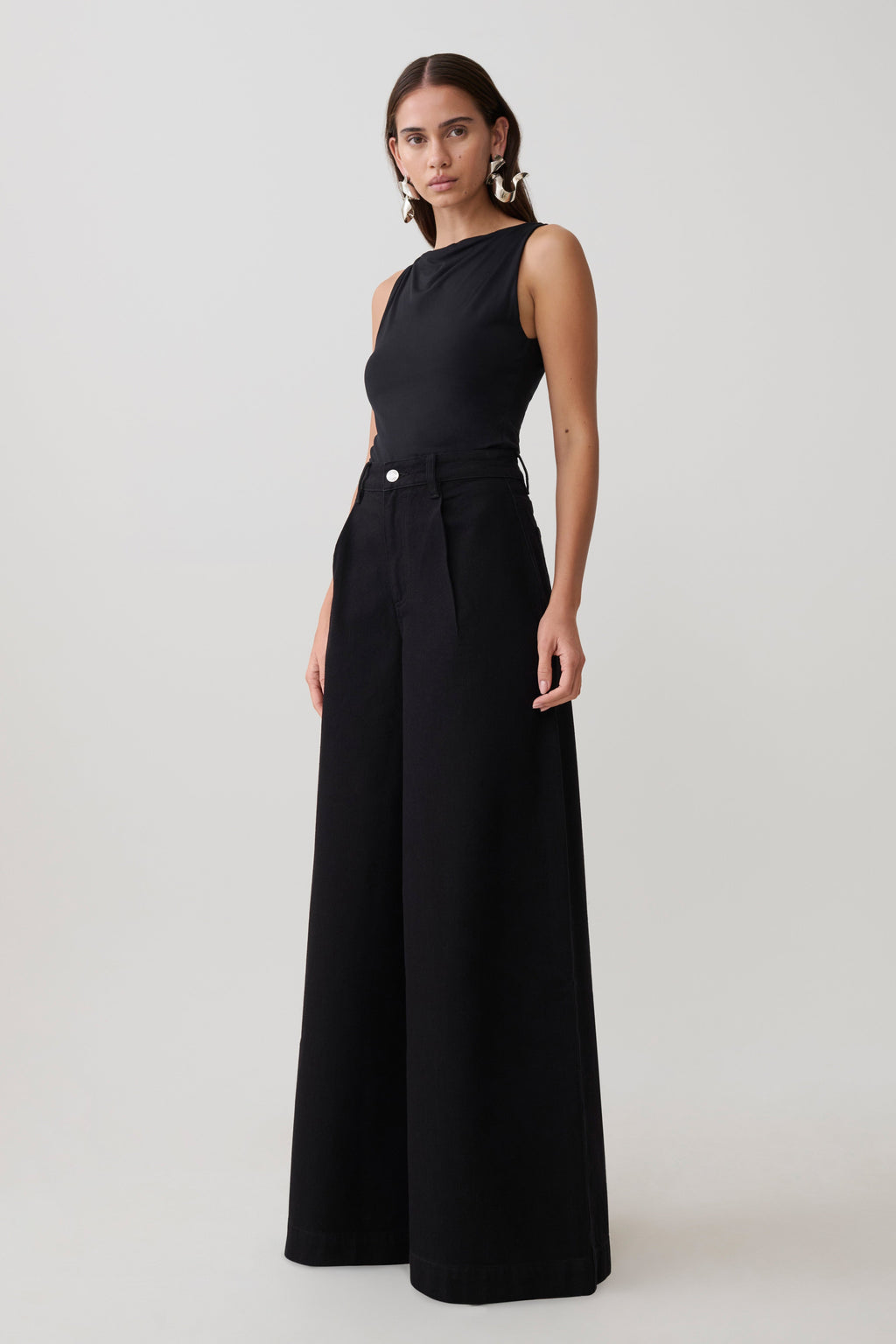 Oversized jeans met plooi aan de voorkant - Zwart