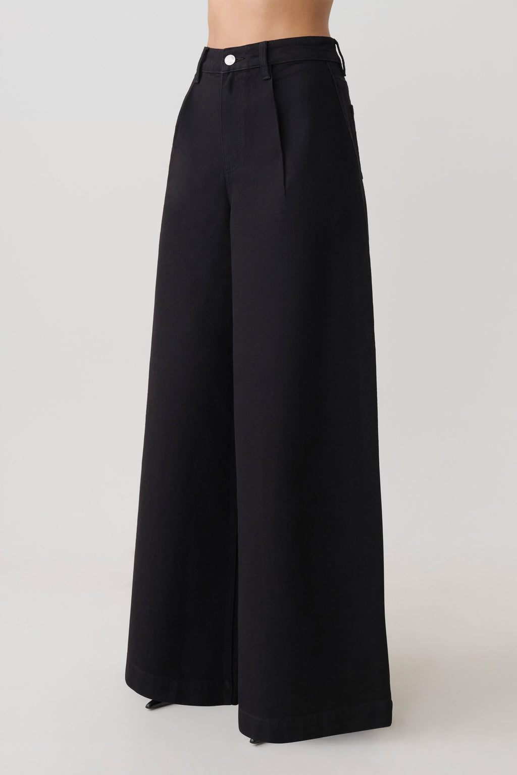 Oversized jeans met plooi aan de voorkant - Zwart