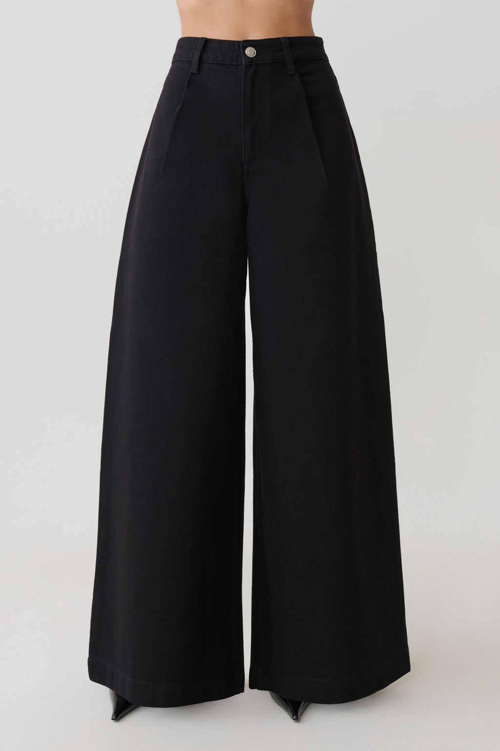 Oversized jeans met plooi aan de voorkant - Zwart